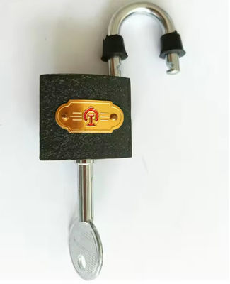 Corrosion Proof Iron Pad Lock Long Shackle Untuk Keamanan Luar Ruang